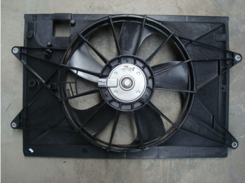 China Mercado de accesorios ventilador automotriz de 12 voltios, ventilador del motor eléctrico del OEM proveedor